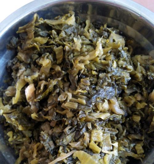 自制爽口咸菜，享受健康美味生活（手把手教你自制爽口咸菜，健康生活从餐桌开始）