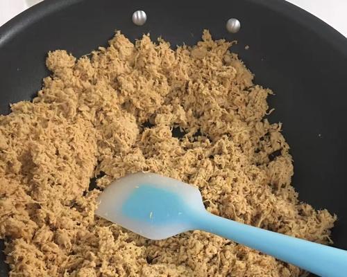 自制牛肉松的完美做法（手工DIY，让你更懂牛肉松的制作过程）