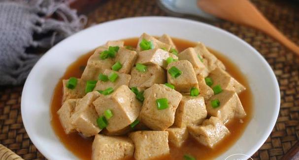 时尚妈妈教你自制嫩豆腐（健康营养，美味无比）
