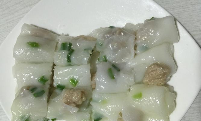 自制正宗肠粉做法（掌握关键步骤，尝遍四川美食）