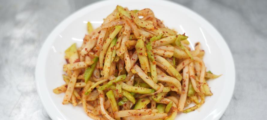 自制口感十足的凉拌菜调料（做法简单，味道出众，调料全靠自己制作）