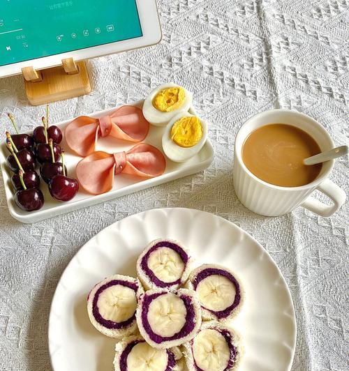 土司紫薯香蕉卷的制作方法（健康美味的营养早餐食谱）