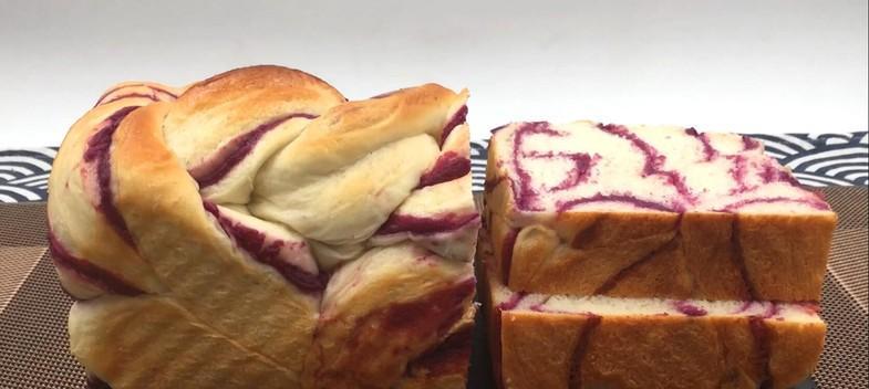 紫薯花式面包做法大公开（教你制作口感松软、色彩艳丽的紫薯花式面包）