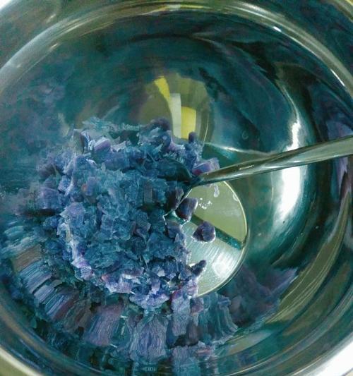 紫薯饭团的制作方法（做出色香味俱全的美味饭团）