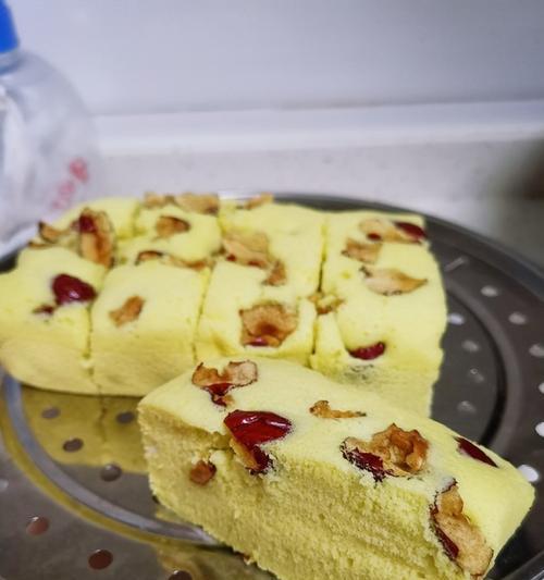 紫山药卡通米糕的制作方法（营养美味的健康小食）