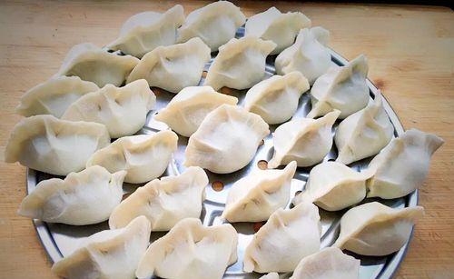 猪肉四季豆饺子的做法（手工制作，美味可口的家常菜）