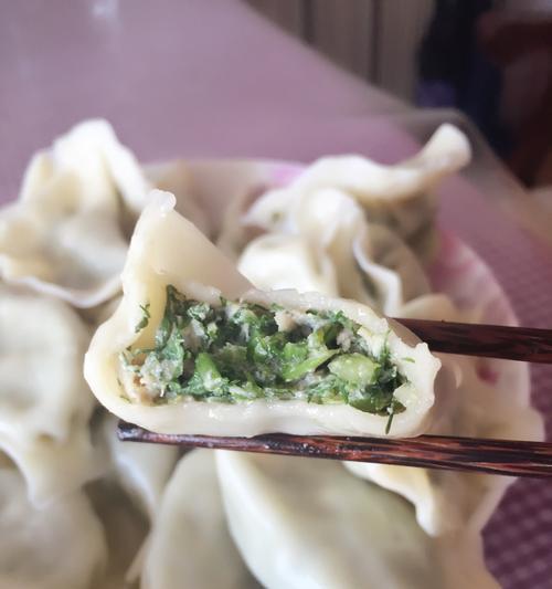 美食之道（营养美味，家庭必备大蒸饺的制作方法）