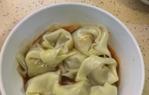猪肉馄饨的制作方法（香气扑鼻的家常美食）