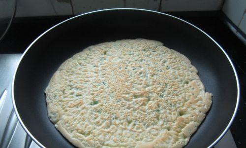 以芝麻苹果饼为主题的烘焙美食（用新鲜苹果和香气四溢的芝麻打造美味饼干）