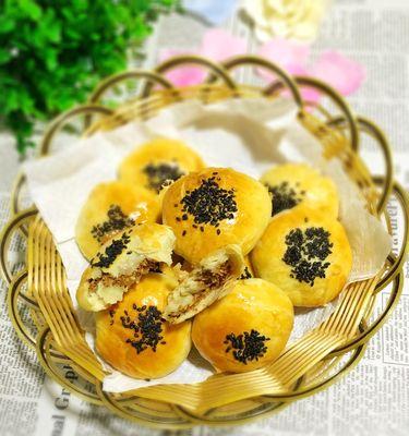 芝麻盘酥的制作方法（做出口感香酥可口的芝麻盘酥，）