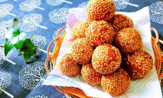 美味芝麻南瓜球的制作（营养丰富、口感细腻，让你爱上南瓜的秘密）