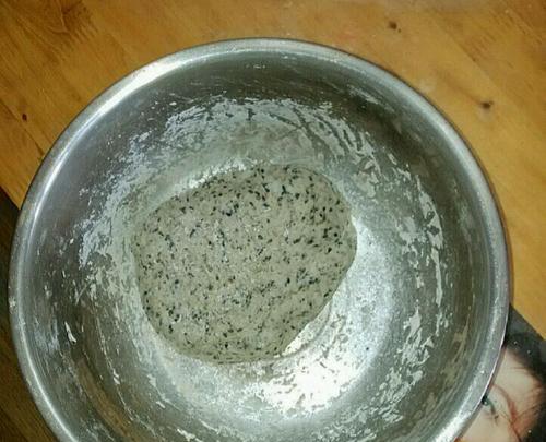 自制芝麻糕，美味又营养（用传统手艺，做出口感独特的芝麻糕）