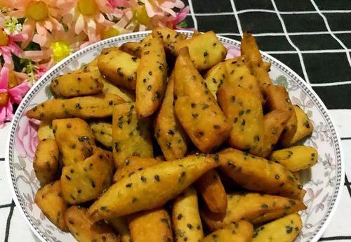 芝麻拌土豆，一道健康美食（探究芝麻拌土豆的制作方法与营养价值）
