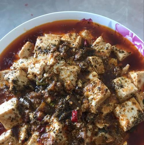 正宗麻婆豆腐的制作方法（学会制作让你的麻辣口感更佳）