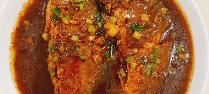 正月十五闹元宵红烧黄花鱼的做法（传统美食，家庭必备，味道鲜美）