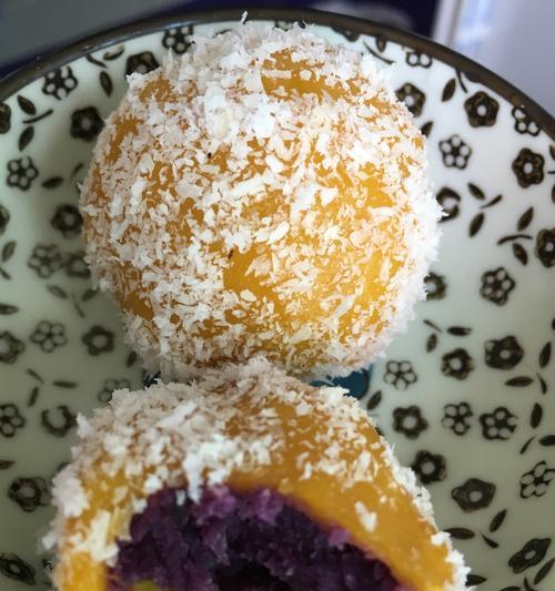 手工制作美味粘米糍（学会制作口感鲜美的传统小吃，让你回味无穷）