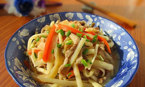 榨菜炒三丝，营养美味又简单（如何用榨菜炒出色香味俱佳的三丝）