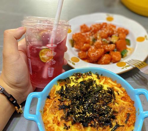 学会制作美味炸猪排番茄焗饭（以炸猪排为主料，口感丰富的番茄焗饭大招解密）