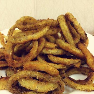 炸洋葱，让你爱上下厨房（家庭必备，营养丰富的美食）