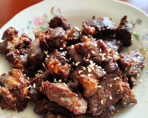 羊肉串炸出金黄外焦里嫩，口感更佳（羊肉串炸出金黄外焦里嫩，口感更佳）