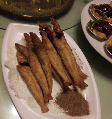 炸小沙丁鱼的全方位制作指南（从选材到炸制，教你做出口感鲜美的小沙丁鱼）