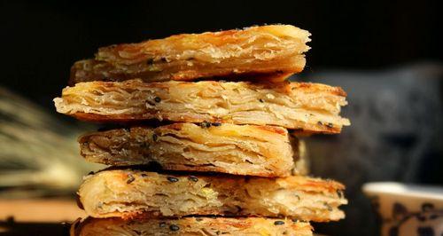 自制原味千层饼（学习制作美味蛋糕，让你的味蕾尽情享受）