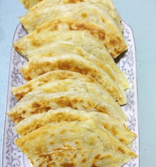 自制原味千层饼（学习制作美味蛋糕，让你的味蕾尽情享受）