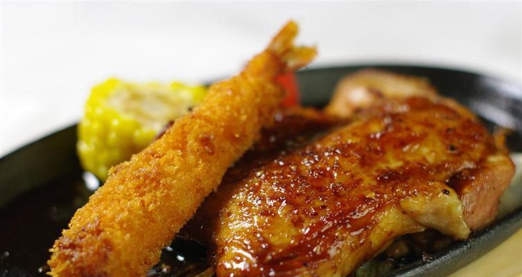 原生态包子配煎饺番茄酱，香味四溢（采用传统手工技艺制作，包子煎饺外脆内嫩，番茄酱酸甜可口）