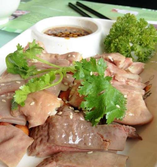 原创美食——沙姜猪肚的做法（家庭料理，健康又美味）