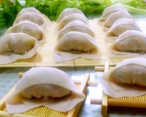 元宝小馄饨，美味不容错过！（手工制作，健康美食）