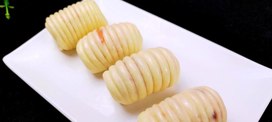 元宝红枣花卷的制作方法（传统美食，简单易学；营养美味，健康养生；精美可口，家庭制作。）
