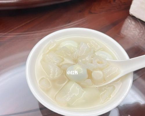 芋圆姜薯甜汤的家常做法（简单易学，暖胃又滋补）