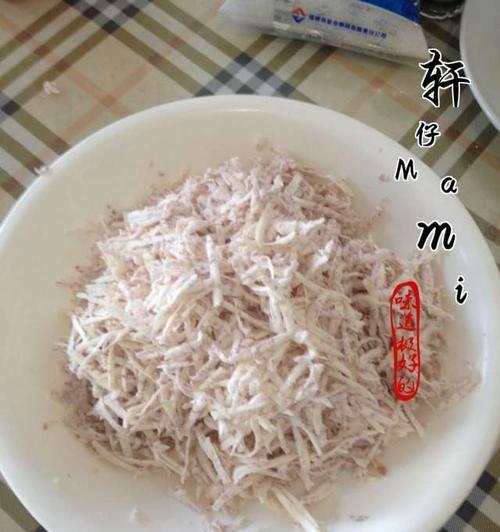 手把手教你做好吃的芋头丝饼（传统手艺，尝遍了才知道好吃）