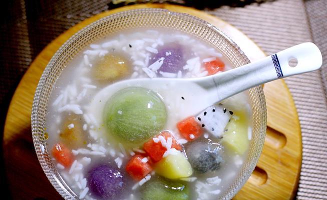 以芋头肉馅为原料的健康美食—芋头肉馅汤圆（传统汉族美食的变革与创新，营养美味的完美结合）