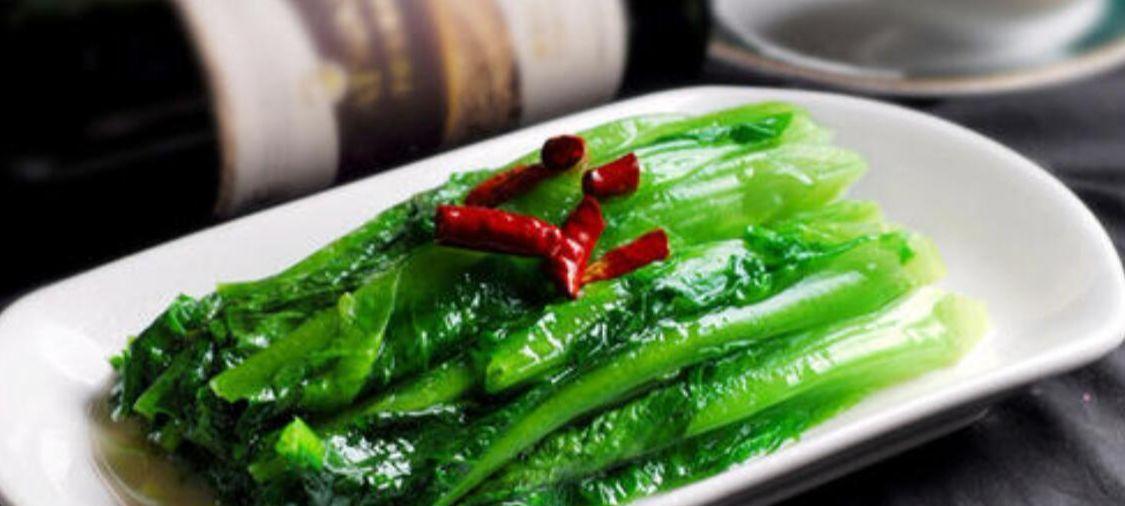 家常美味｜油麦菜炒香菇的做法（健康美食｜清淡爽口，营养美味一起来）