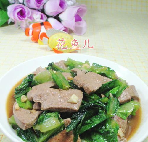 油麦菜炒腊味，美味又健康（健康饮食，从油麦菜炒腊味开始）