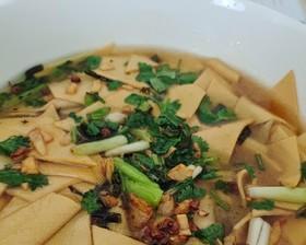 油淋干豆腐的做法大全（教你轻松掌握制作技巧，轻松DIY美味佳肴！）