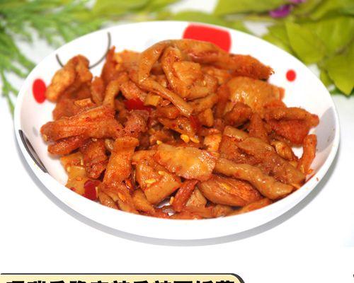 油辣萝卜丁的美味做法（以香辣口感惊艳味蕾，适合多场合品尝）
