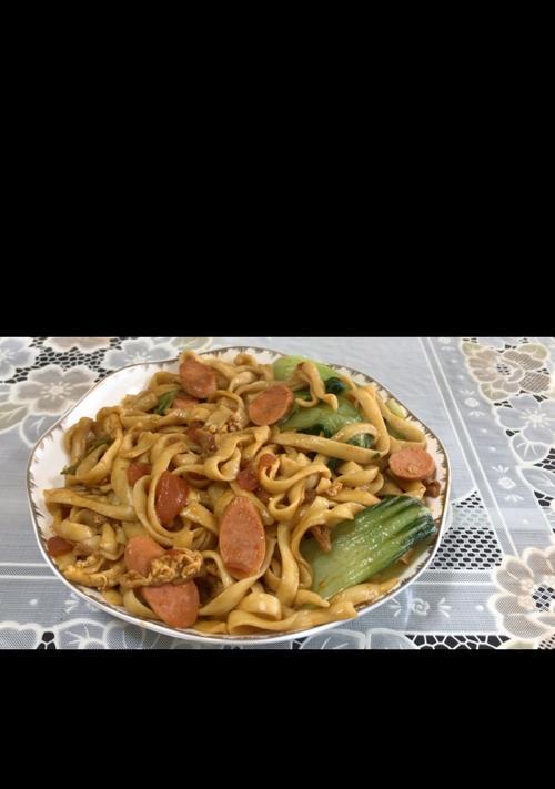 香煎油菜蛋炒面（油菜鲜香，面条爽滑，美味简单易做）