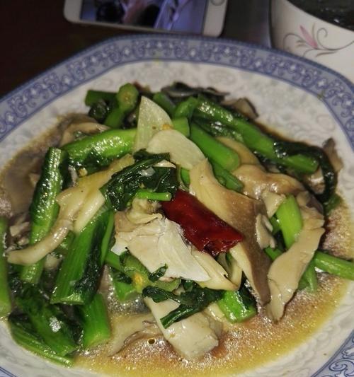 油菜炒鲜蘑，味蕾的盛宴（让鲜蘑的鲜味在油菜中绽放）