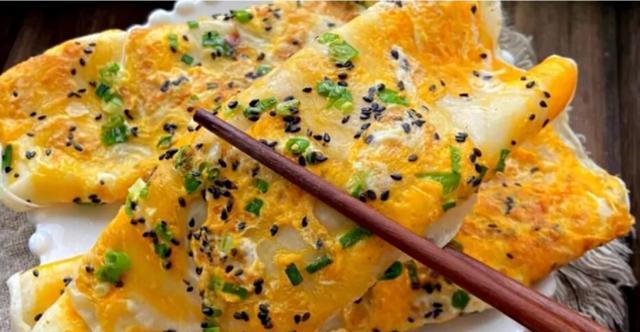 营养早餐蛋饼的完美做法（用这个简单步骤，做出最营养的早餐蛋饼）