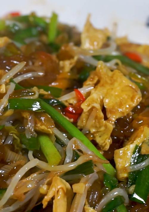 营养减肥合菜（用食物调理身体，轻松瘦下来！）