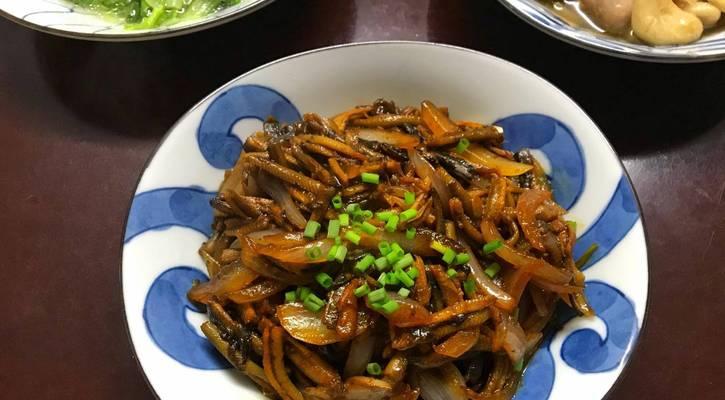 教你做洋葱炒膳丝（家常美味，健康营养）