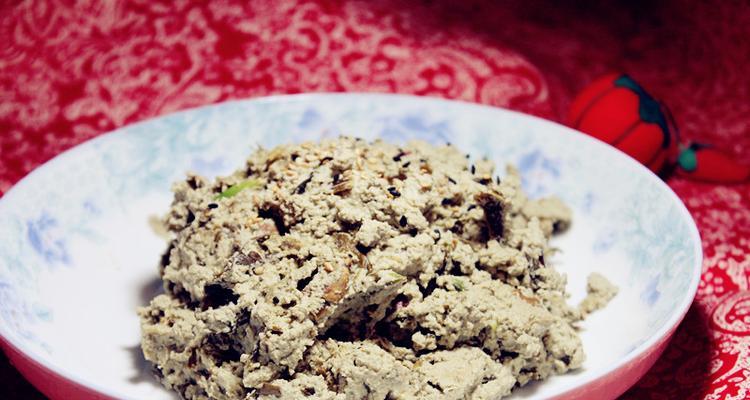 羊油炒麻豆腐的美味做法（传承经典口感，羊油炒麻豆腐让你爱不释手）