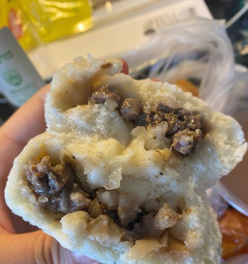 羊肉洋葱蒸包的做法（味道鲜美，营养丰富，做法简单易学）