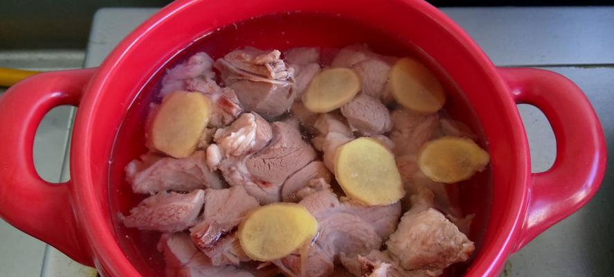 美味营养的羊肉山药汤（热热的，滋补身体，让你健康过冬）