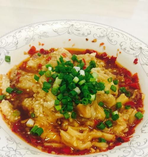 雪菜蒸茄子的做法大全（让你的口感瞬间升级，健康又美味的家常菜！）