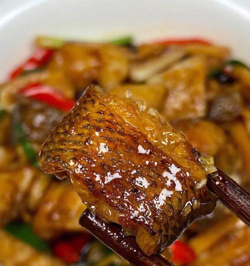 美味健康的小煎鲈鱼制作方法（简单易学，营养丰富，健康美味！——小煎鲈鱼）