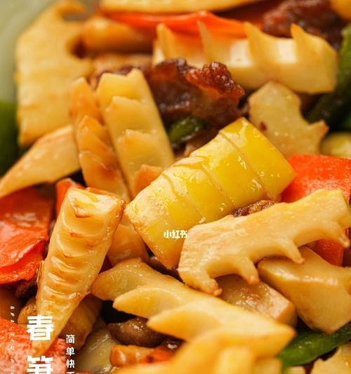 咸菜肉片炒小春笋，美味家常菜（家常美味，清香爽口的小春笋炒肉加咸菜）