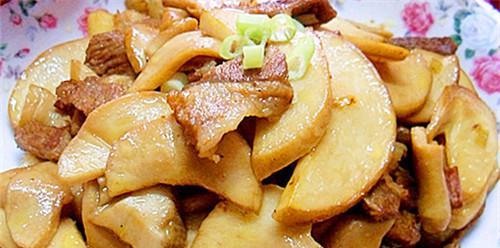 小炒杏鲍菇，香气四溢（做法简单易学，适合家庭烹饪）